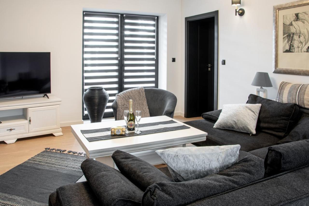 Apartamenty Przy Plazy 야스타르니아 외부 사진